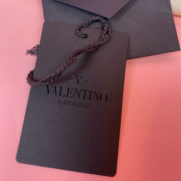 ❌SOLD❌ Valentino Bum Bag LIKE NEW! - Picture 13 of 14